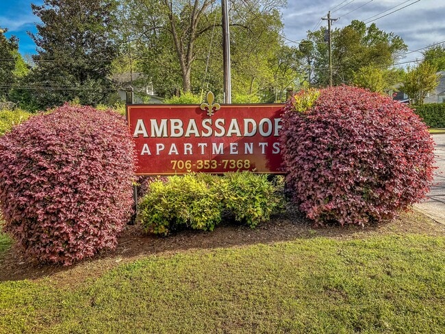 586 Franklin St, Unit #9