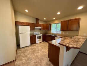 4300 NE 137th Ave in Vancouver, WA - Building Photo - Building Photo