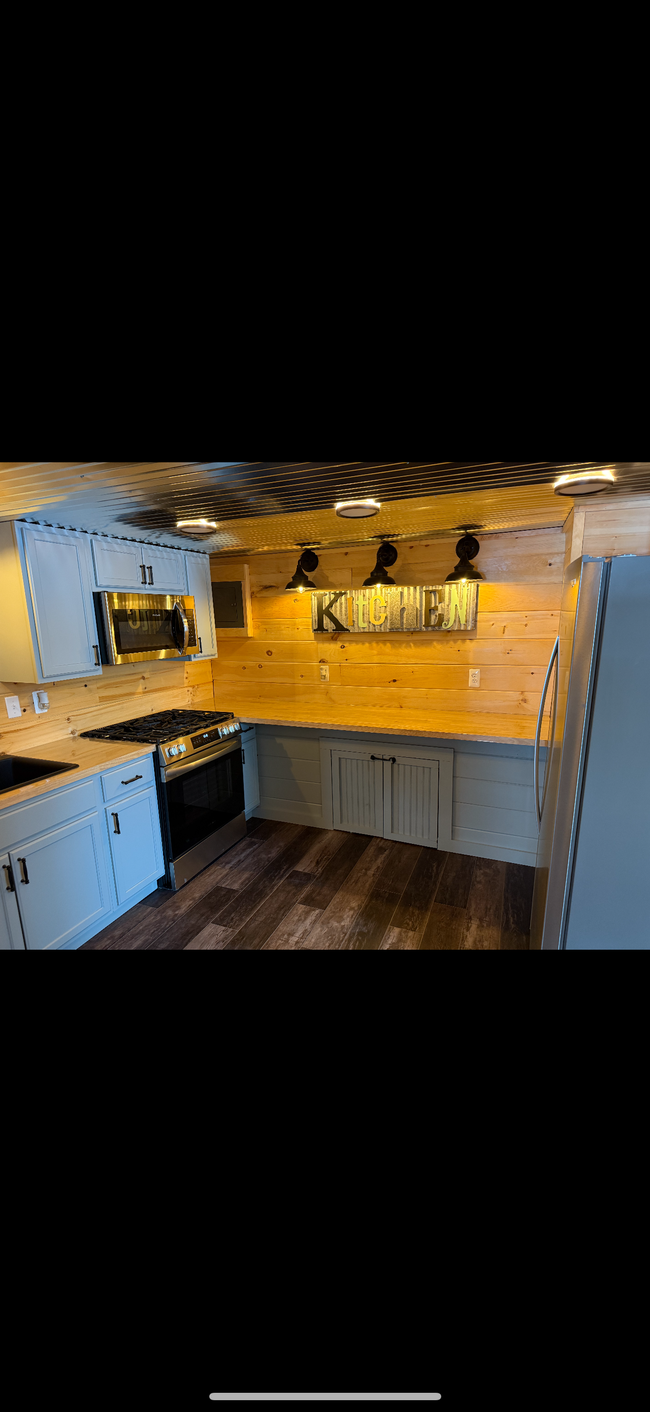 279 Bangor Rd, Unit 279 B in Unity, ME - Building Photo - Building Photo