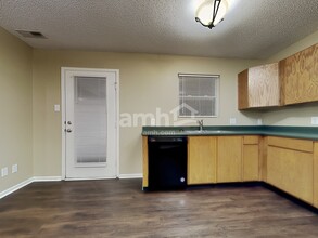 10243 Cumberland Pointe Blvd in Noblesville, IN - Building Photo - Building Photo