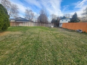 2213 W 12th Ave in Kennewick, WA - Building Photo - Building Photo