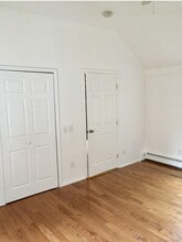 13 Spring St in Warwick, NY - Building Photo - Building Photo