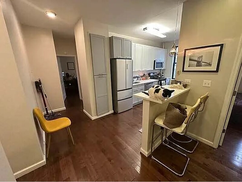 240 Crown St in Brooklyn, NY - Building Photo