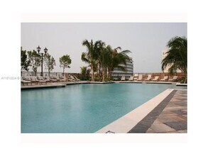 3232 SW 22nd Ter, Unit 1003 in Miami, FL - Building Photo - Building Photo