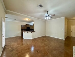 501 Chapel Trail Cir in Waco, TX - Building Photo - Building Photo