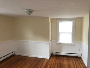 93 Main St in North Andover, MA - Building Photo - Building Photo