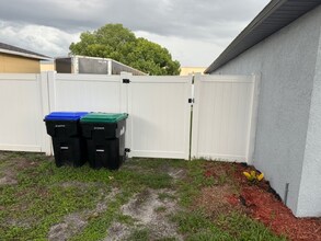 1006 Old Tree Rd in Orlando, FL - Building Photo - Building Photo