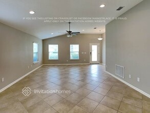 375 Samara Lakes Pkwy in St. Augustine, FL - Building Photo - Building Photo