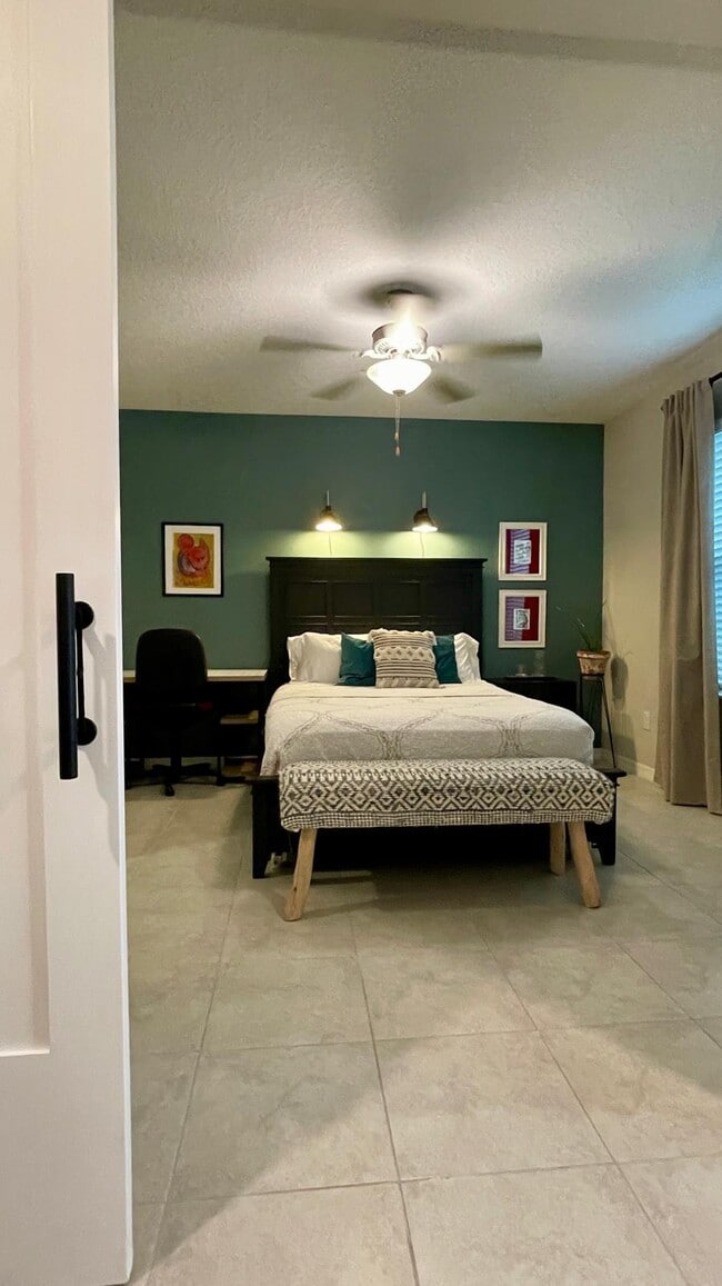 5723 Keaton Springs Dr, Unit Darling Suite
