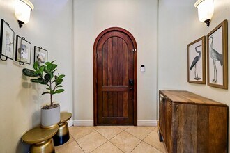 512 Faultline Dr in Horseshoe Bay, TX - Building Photo - Building Photo