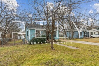 933 E 56th St in Austin, TX - Building Photo - Building Photo