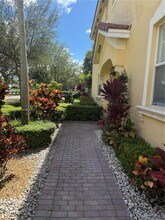 15030 SW 9th Terrace in Miami, FL - Building Photo - Building Photo