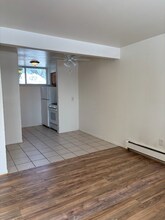 156 Summit View Ct in White Lake, MI - Foto de edificio - Building Photo