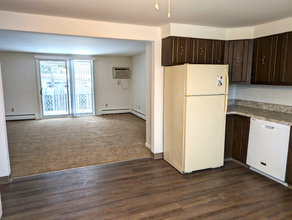 110 Losson Rd, Unit 18-1 in Buffalo, NY - Building Photo - Building Photo