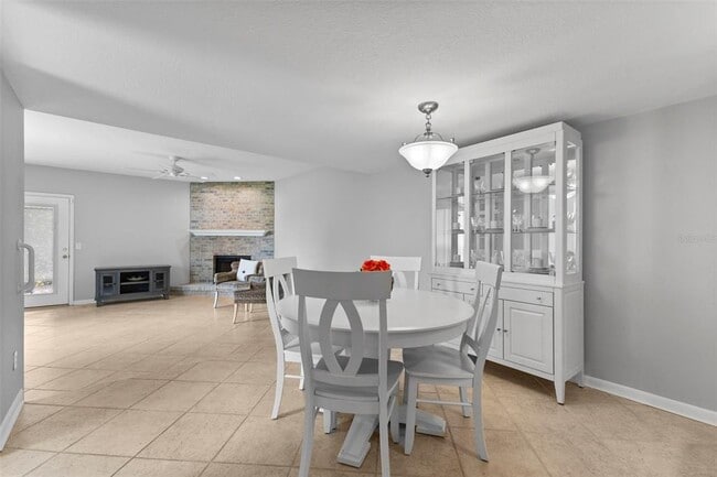 3010 W Grovewood Ct in Tampa, FL - Building Photo - Building Photo