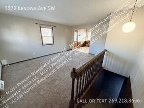 3572 Kenowa Ave SW in Grandville, MI - Building Photo - Building Photo