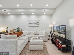 2213 M St NE-Unit -9 in Washington, DC - Building Photo - Building Photo