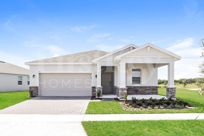 3208 John Young Pkwy in Kissimmee, FL - Building Photo