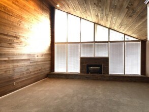 7730 SW Eaker Pl in Beaverton, OR - Building Photo - Building Photo