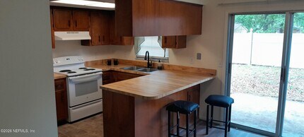 4027 Everett Ave in Middleburg, FL - Building Photo - Building Photo