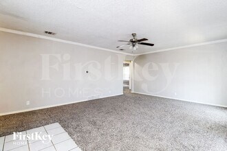 4901 Staples Ave in Fort Worth, TX - Foto de edificio - Building Photo