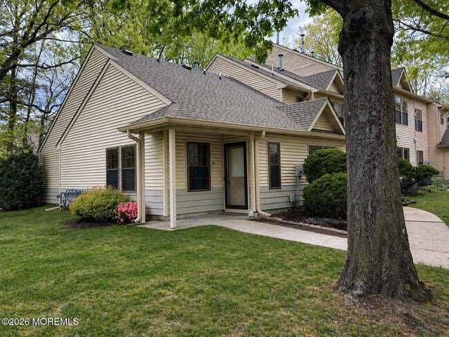 property at 40 Snapdragon Ct
