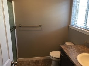 5908 NE 71st Ct in Vancouver, WA - Building Photo - Building Photo