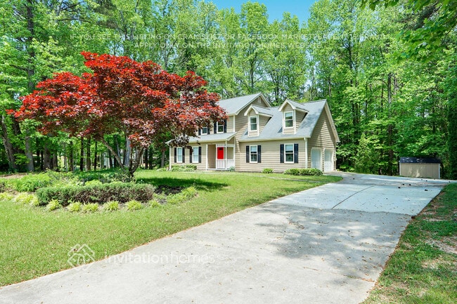 property at 1741 Shady Creek Ln NE