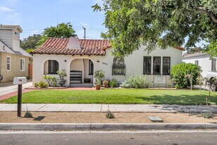 4654 Merrill Ave in Riverside, CA - Building Photo