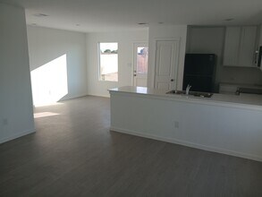 3841 High Tide in Seguin, TX - Building Photo - Building Photo