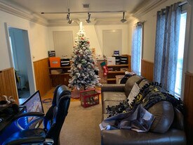 616A Ohio St, Unit A in Oshkosh, WI - Building Photo