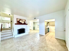 11127 Village Bend Ln in Houston, TX - Building Photo - Building Photo