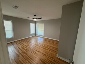 3223 Cherrywood Ave in Dallas, TX - Building Photo - Building Photo