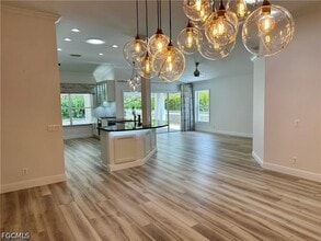 8798 Fawn Ridge Dr in Ft. Myers, FL - Building Photo - Building Photo