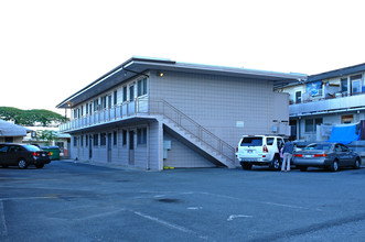 1721 Kaluhikai Ln in Honolulu, HI - Foto de edificio - Building Photo