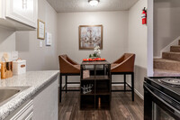 La Serena in Houston, TX - Building Photo - Interior Photo