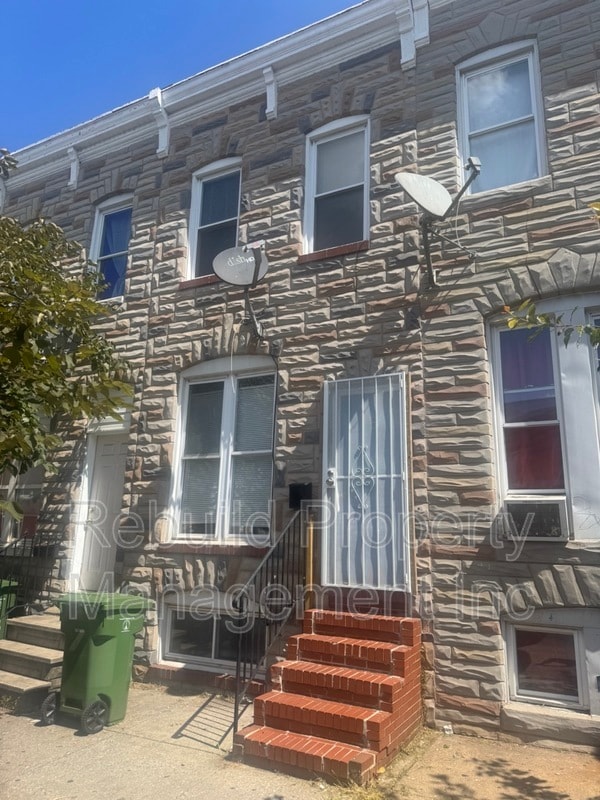 property at 5 S Conkling St