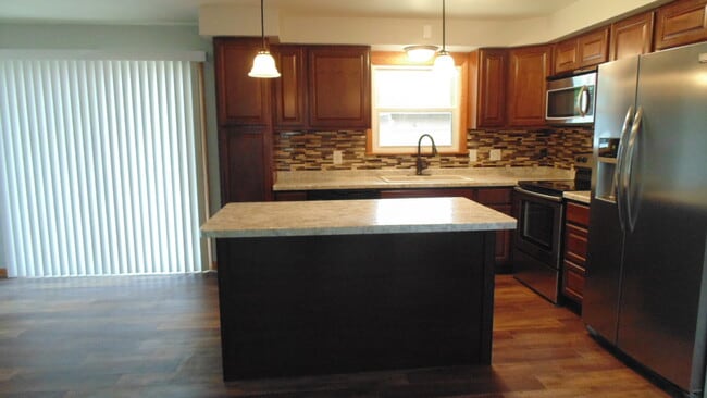 property at 1134 E Lindbergh St