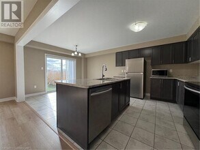 61 Duckworth Rd in Cambridge, ON - Building Photo - Building Photo