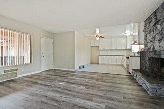 15464 Moorpark St in Sherman Oaks, CA - Building Photo - Building Photo