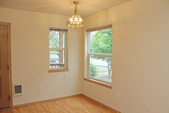 818-818 N Dekum St, Unit 6731 in Portland, OR - Foto de edificio - Building Photo