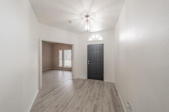 3232 Florian Ln in Fort Worth, TX - Building Photo - Building Photo