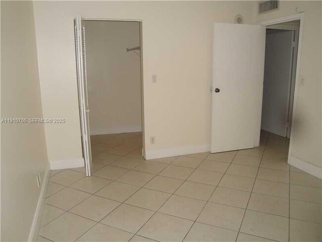 property at 17021 N Bay Rd