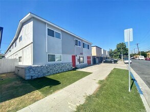 6107 Linden Ave in Long Beach, CA - Building Photo - Building Photo