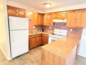 42 Jersey Ave, Unit 1 in Greenwood Lake, NY - Building Photo - Building Photo