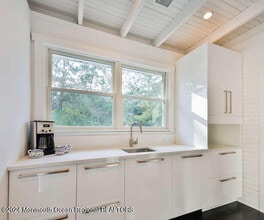 20 E Goldsborough Ave in Beach Haven, NJ - Building Photo - Building Photo