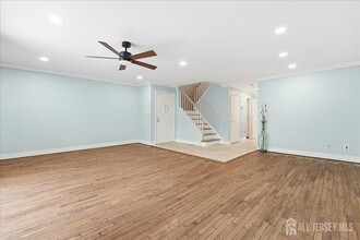 18 Irongate in Metuchen, NJ - Building Photo - Building Photo