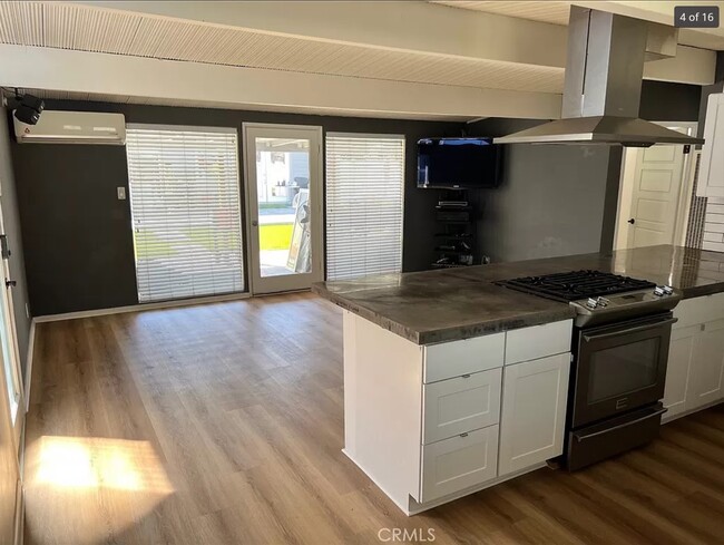 9106 Hegel St in Bellflower, CA - Building Photo - Building Photo