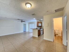 6 Crossings Cir, Unit H in Boynton Beach, FL - Building Photo - Building Photo