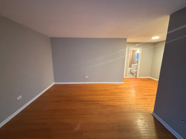 5001-5023 Columbus Dr in Oak Lawn, IL - Building Photo - Building Photo